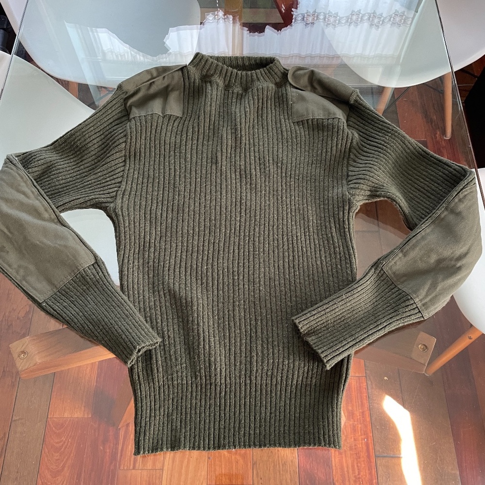 DS CP Valor Collections Wool Military Army Green Sweater